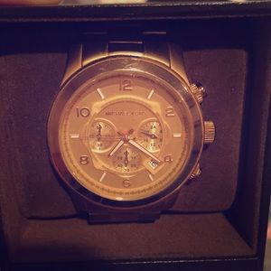 Michael Kors Runway MK8096 45mm watch